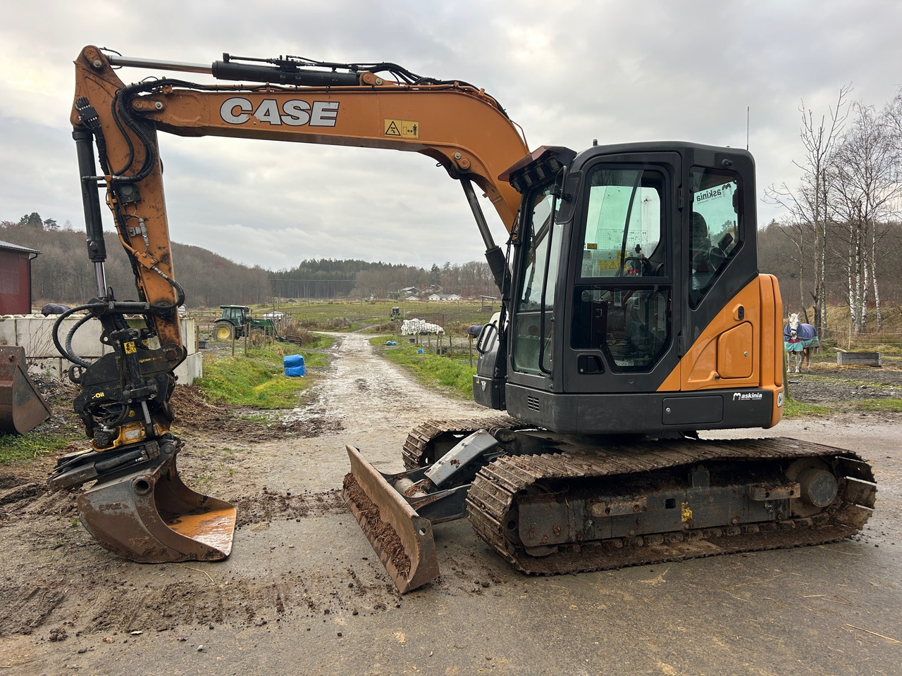 Case CX85D SR - Excavator: picture 1 Case CX85D SR - Excavator: picture 1