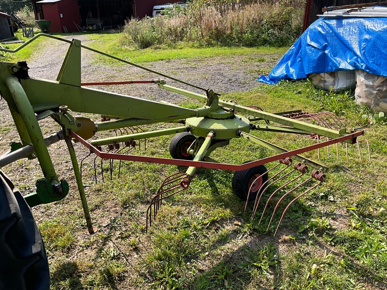 Claas WS 280 S - Tedder/ Rake: picture 1 Claas WS 280 S - Tedder/ Rake: picture 1