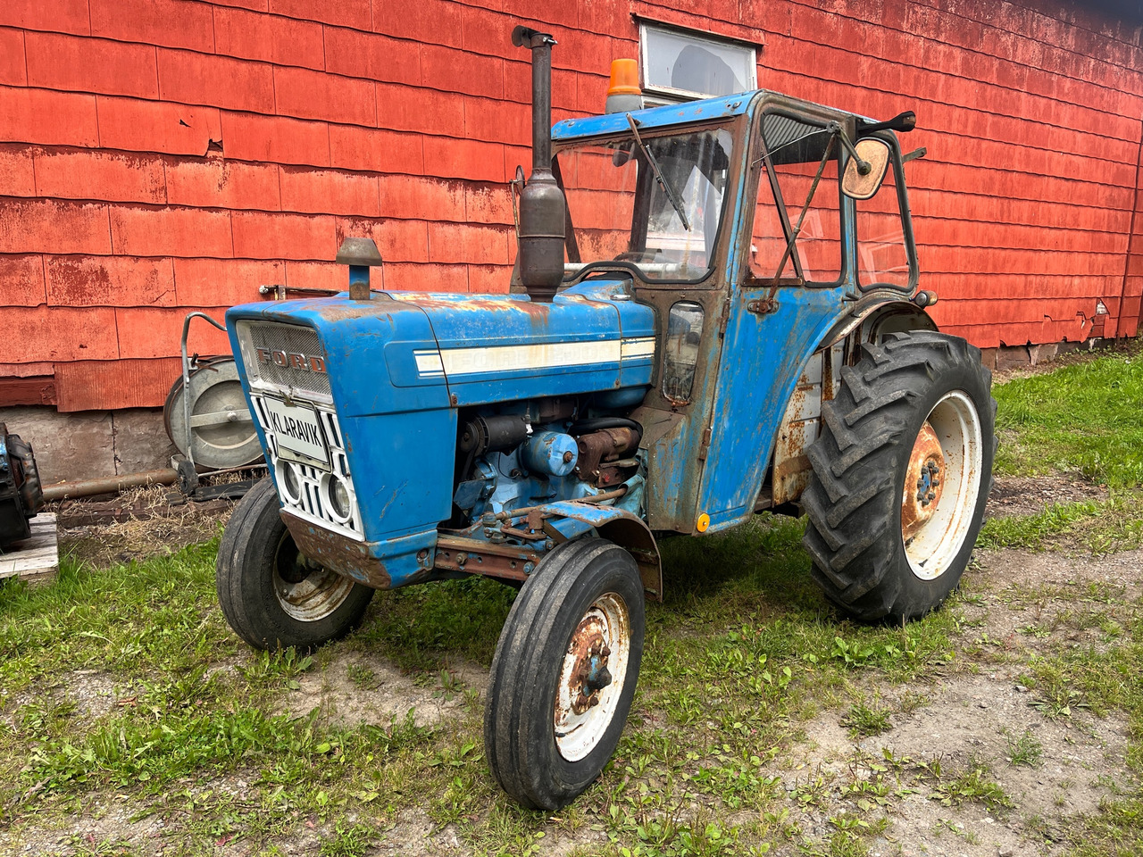 Ford 2000 - Farm tractor: picture 1 Ford 2000 - Farm tractor: picture 1