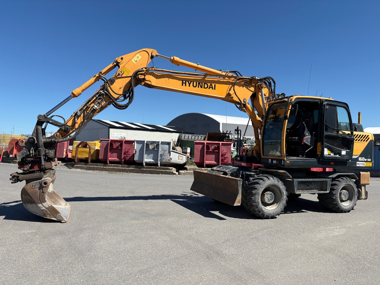 Hyundai Robex 160W-9A - Excavator: picture 1 Hyundai Robex 160W-9A - Excavator: picture 1