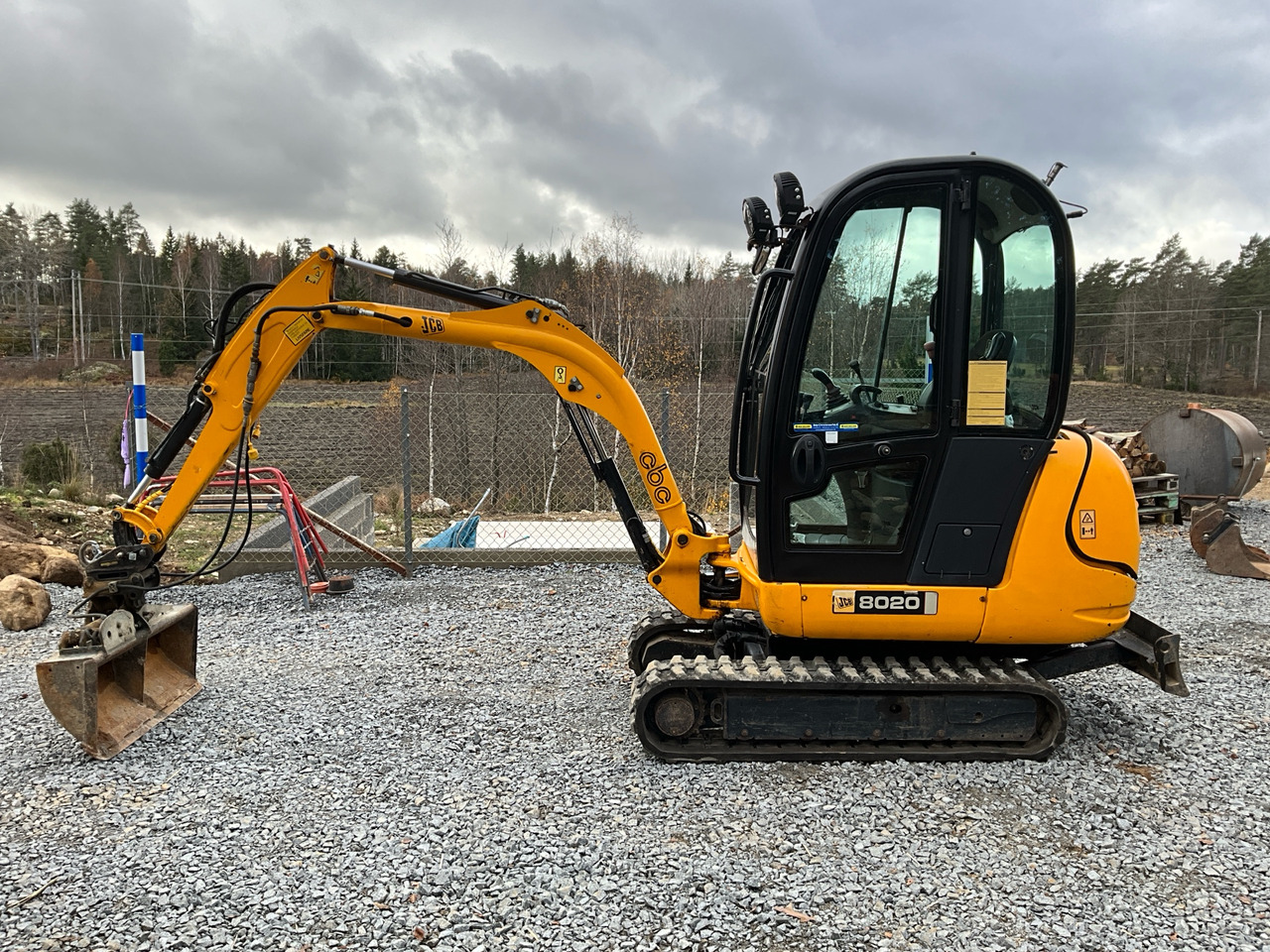 JCB 8020 - Excavator: picture 1 JCB 8020 - Excavator: picture 1