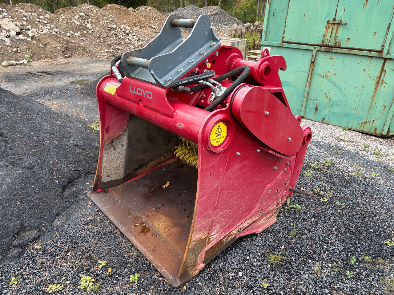 Lloyd RS 13-20 - Bucket: picture 1 Lloyd RS 13-20 - Bucket: picture 1