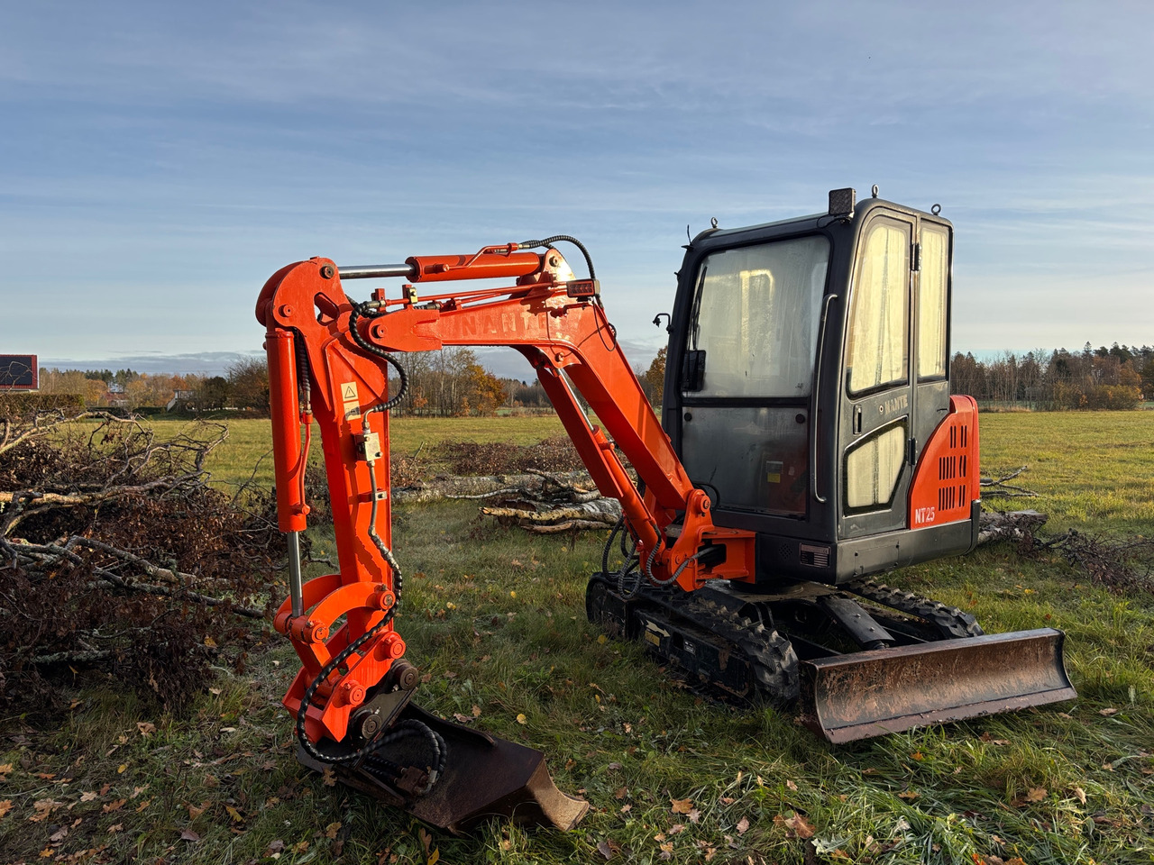 Nante NT25 - Excavator: picture 1 Nante NT25 - Excavator: picture 1