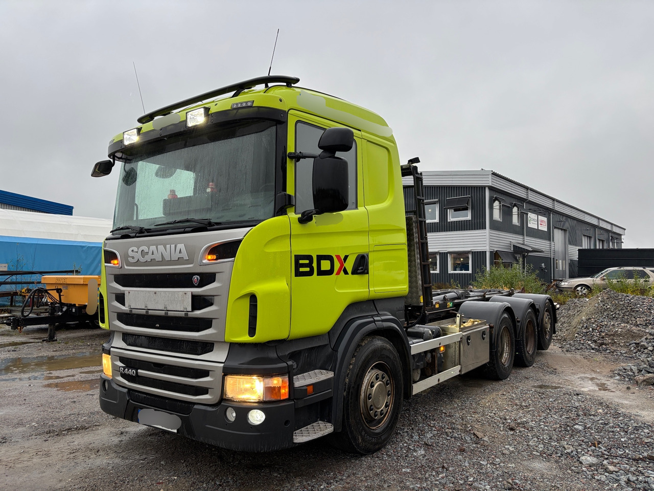 Scania R440LB8X4*4HNB - Hook lift truck: picture 1 Scania R440LB8X4*4HNB - Hook lift truck: picture 1