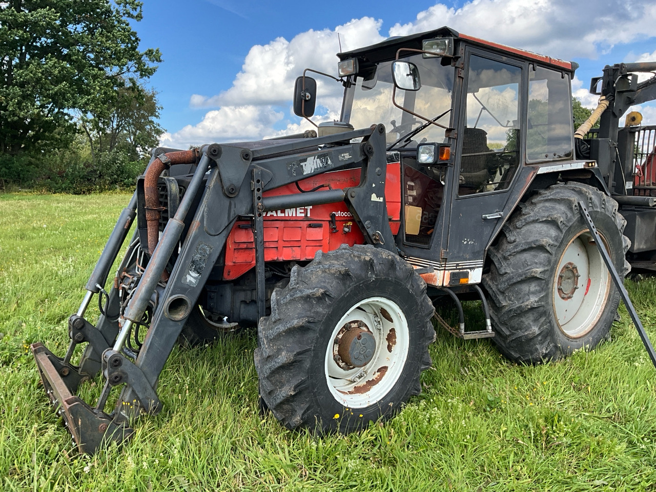 Valmet 855-4 - Farm tractor: picture 1 Valmet 855-4 - Farm tractor: picture 1