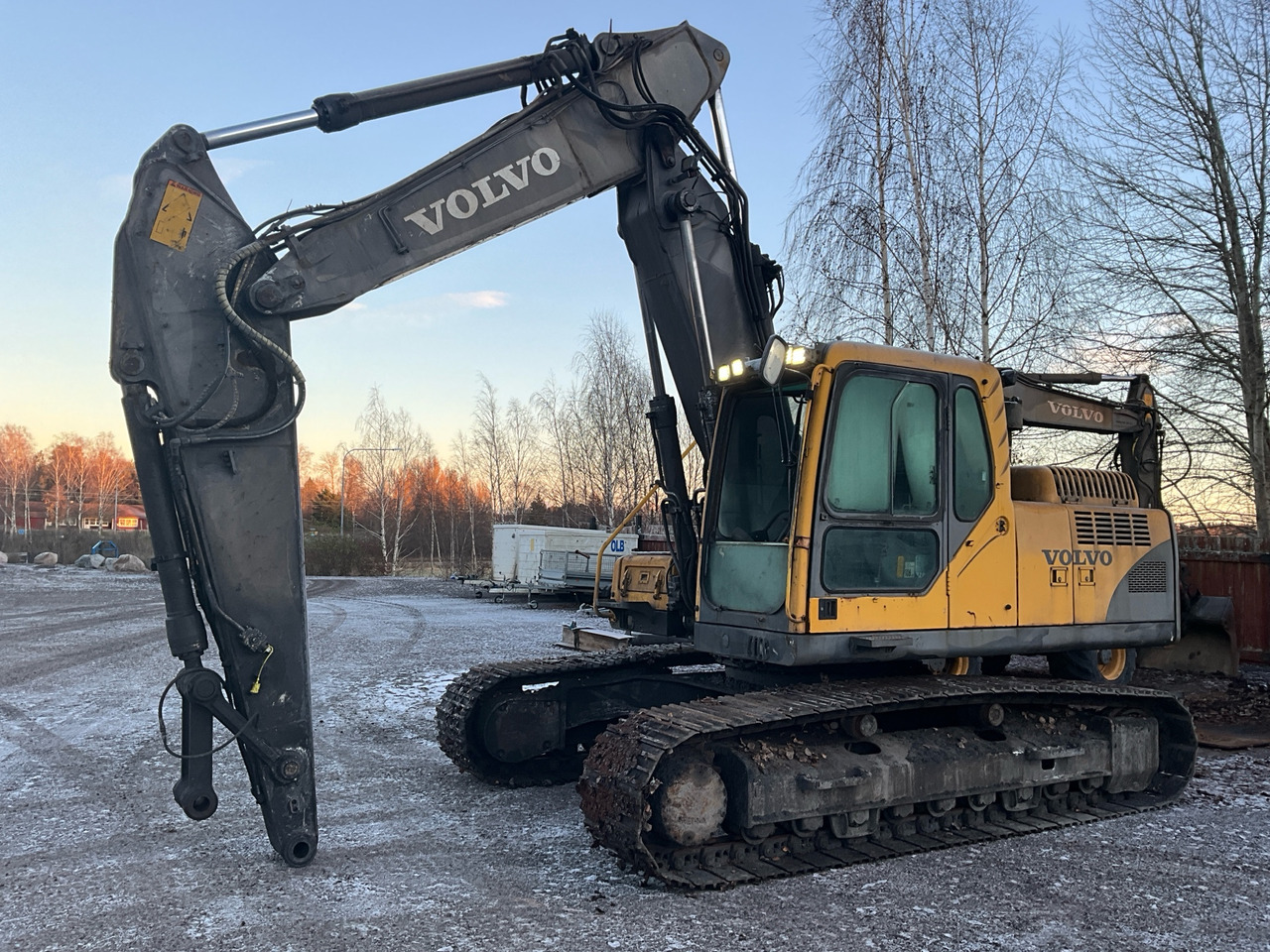 Volvo EC210B LC - Excavator: picture 1 Volvo EC210B LC - Excavator: picture 1