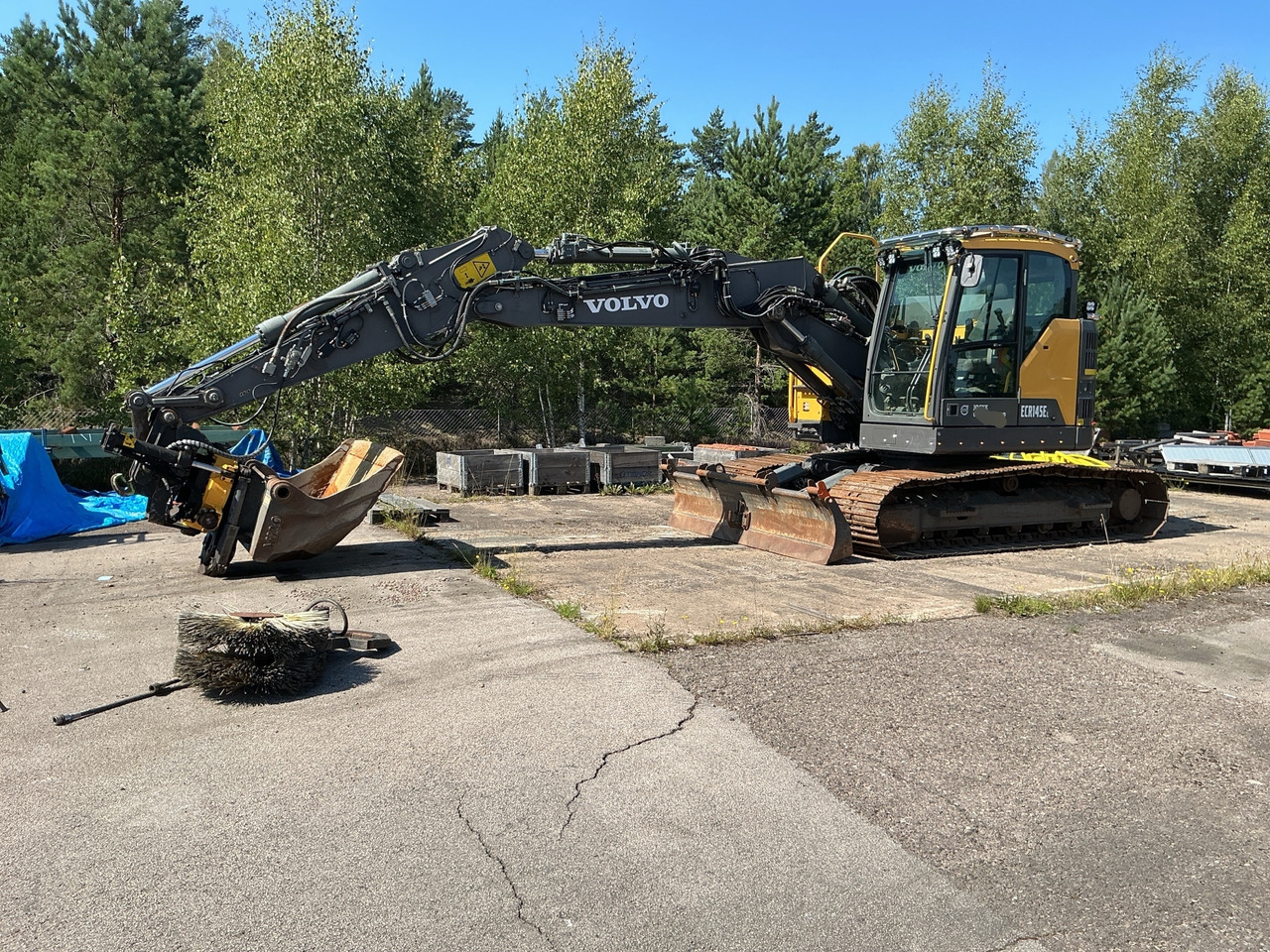 Volvo ECR145EL - Excavator: picture 1 Volvo ECR145EL - Excavator: picture 1