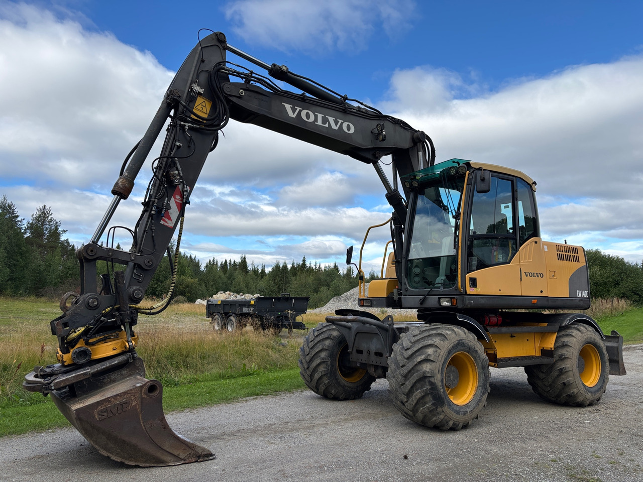 Volvo EW 140 C - Excavator: picture 1 Volvo EW 140 C - Excavator: picture 1
