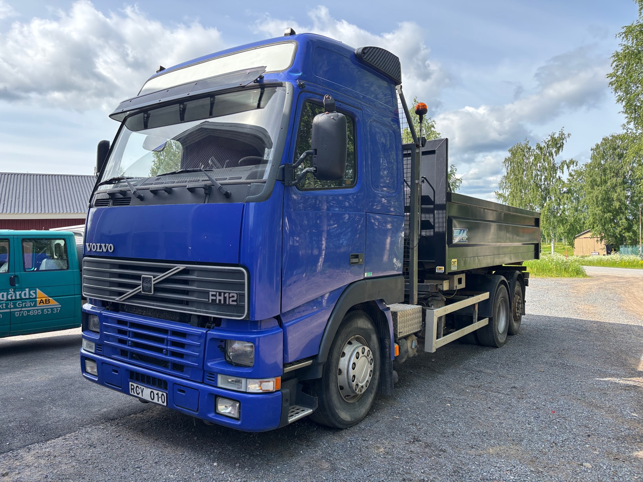 Volvo FH12 - Hook lift truck: picture 1 Volvo FH12 - Hook lift truck: picture 1