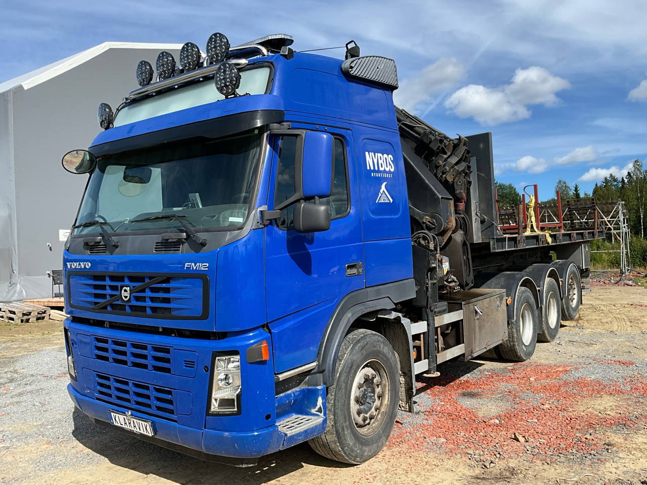Volvo FM12 - Crane truck: picture 1 Volvo FM12 - Crane truck: picture 1