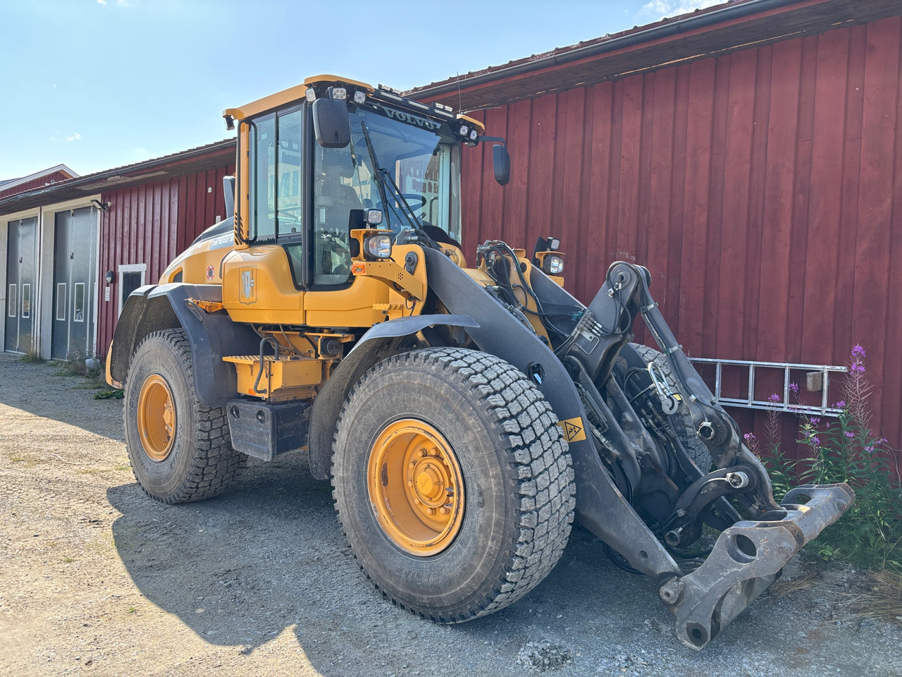 Volvo L60H - Wheel loader: picture 1 Volvo L60H - Wheel loader: picture 1