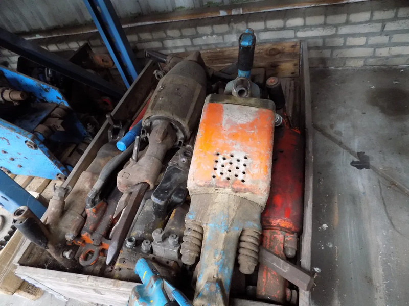 Atlas-Copco luchthamer breekhamer-luchthamer - Air compressor: picture 5 Atlas-Copco luchthamer breekhamer-luchthamer - Air compressor: picture 5