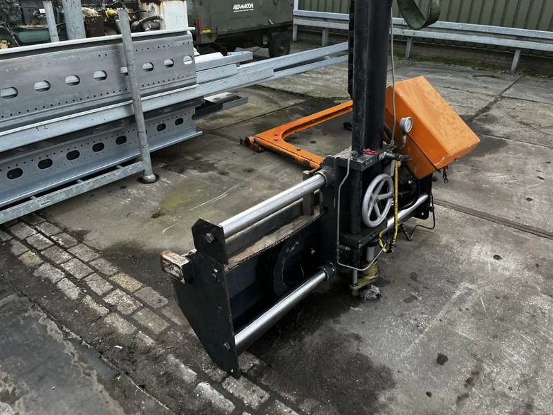 Burtec MDV 1000 / 1200 - Drilling rig: picture 4 Burtec MDV 1000 / 1200 - Drilling rig: picture 4