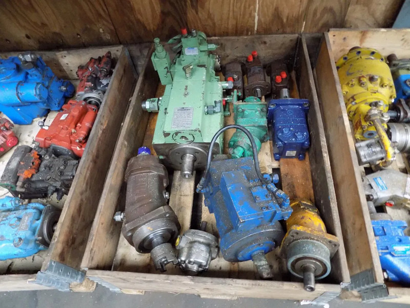 Diversen hydro motor hydrauliek - Construction machinery: picture 3 Diversen hydro motor hydrauliek - Construction machinery: picture 3