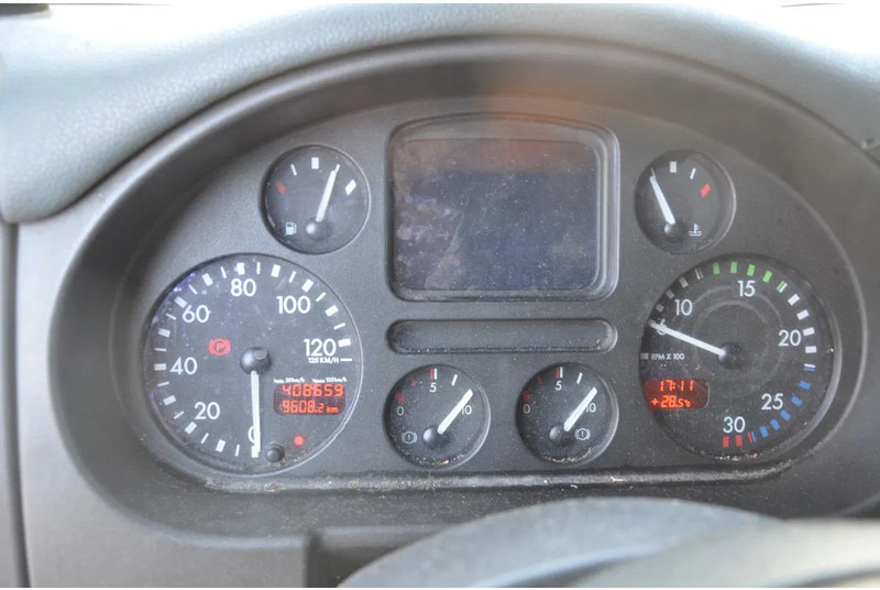 Garbage truck DAF CF 75 EURO3: picture 9