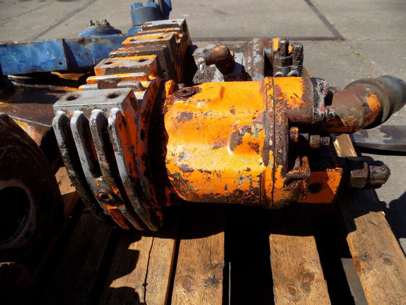 Diversen vertragings kast boormachine - Drilling rig: picture 4 Diversen vertragings kast boormachine - Drilling rig: picture 4