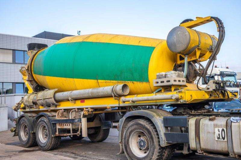 DE BUF BETON MIXER/MISCHER/MALAXEUR12M³ - Concrete mixer semi-trailer: picture 2 DE BUF BETON MIXER/MISCHER/MALAXEUR12M³ - Concrete mixer semi-trailer: picture 2