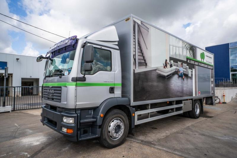 MAN TGM 18.280 BL+DHOLLANDIA 1500KG - Box truck: picture 1 MAN TGM 18.280 BL+DHOLLANDIA 1500KG - Box truck: picture 1