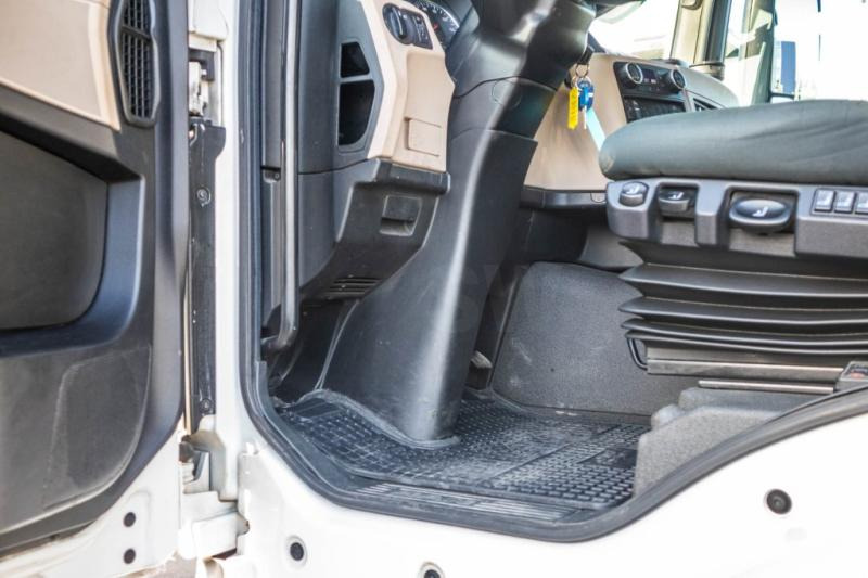 MAN TGS 35.420 BL-8X4-4 +HIAB 188 E-2 - Dropside/ Flatbed truck, Crane truck: picture 5 MAN TGS 35.420 BL-8X4-4 +HIAB 188 E-2 - Dropside/ Flatbed truck, Crane truck: picture 5
