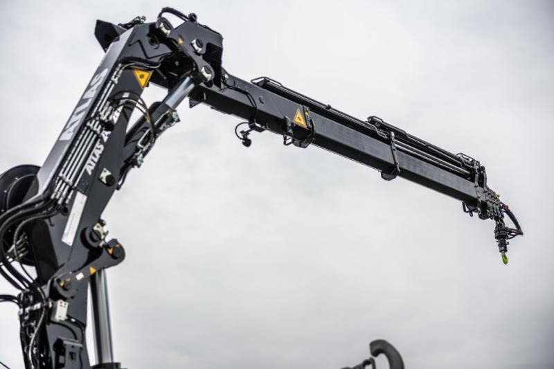 MAN TGS 35.520 BL - ATLAS 240.2E - Hook lift truck, Crane truck: picture 4 MAN TGS 35.520 BL - ATLAS 240.2E - Hook lift truck, Crane truck: picture 4