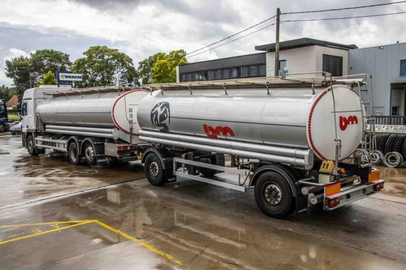 Mercedes ACTROS 2544-MP3+MAGYAR INOX18.200L+17.700L/2X6COMP - Tank truck: picture 4 Mercedes ACTROS 2544-MP3+MAGYAR INOX18.200L+17.700L/2X6COMP - Tank truck: picture 4