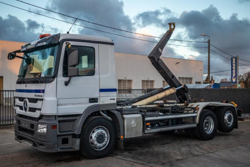 Mercedes ACTROS 2646 L-MP3 - Hook lift truck: picture 1 Mercedes ACTROS 2646 L-MP3 - Hook lift truck: picture 1