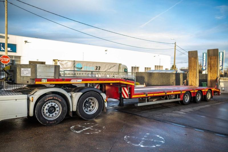 Faymonville MAXTRAILER- F-S43-1AAF- 49500 KG - Semi-trailer: picture 1 Faymonville MAXTRAILER- F-S43-1AAF- 49500 KG - Semi-trailer: picture 1