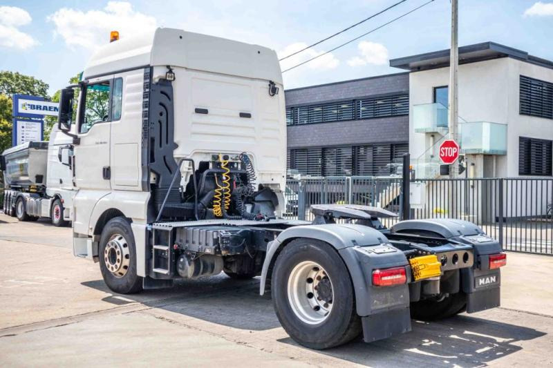 MAN TGX 18.460 XLX BLS+ INTARDER - Tractor unit: picture 4 MAN TGX 18.460 XLX BLS+ INTARDER - Tractor unit: picture 4