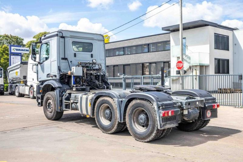 Mercedes AROCS 2648 LS - 6x4 - Tractor unit: picture 4 Mercedes AROCS 2648 LS - 6x4 - Tractor unit: picture 4