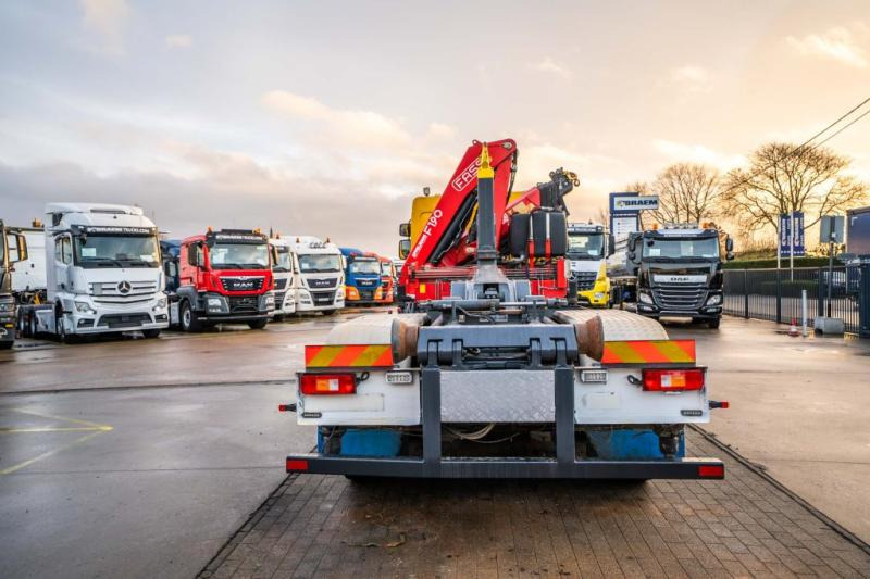 Volvo FE 280-E5 + FASSI 190A24 -178.129 KM - Hook lift truck, Crane truck: picture 5 Volvo FE 280-E5 + FASSI 190A24 -178.129 KM - Hook lift truck, Crane truck: picture 5