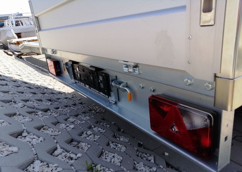 Besttrailers CONDOR III - Dropside/ Flatbed trailer: picture 4 Besttrailers CONDOR III - Dropside/ Flatbed trailer: picture 4