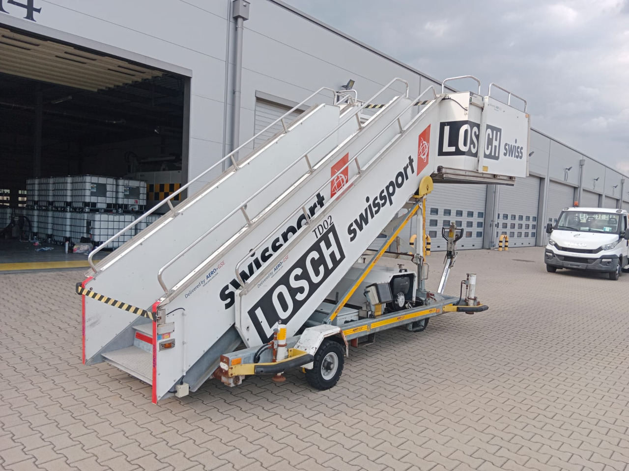 Denge TS3800 - Passenger stairs: picture 1 Denge TS3800 - Passenger stairs: picture 1