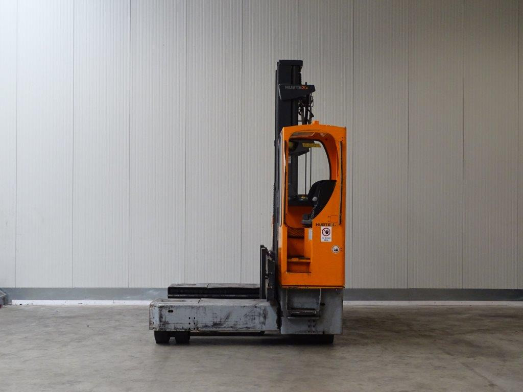 Hubtex MD50 - TRIPLEX - 4-way reach truck: picture 3 Hubtex MD50 - TRIPLEX - 4-way reach truck: picture 3