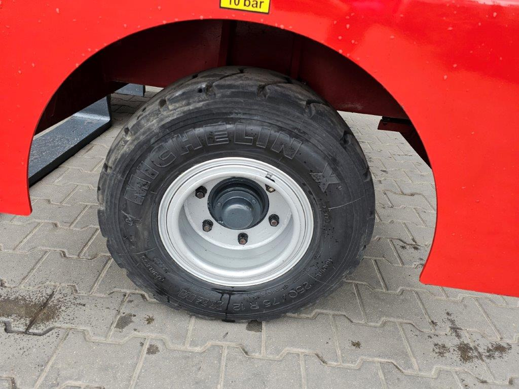 Side loader Jumbo JDQN40/14/40: picture 9