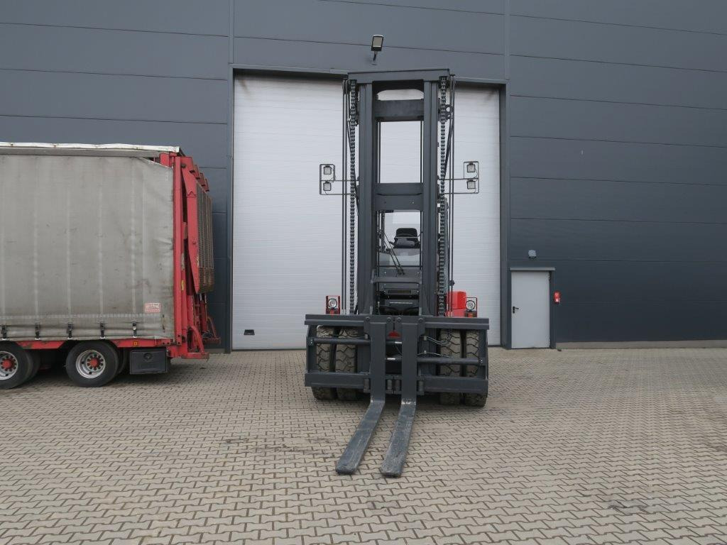 Kalmar DCE150-6 - Diesel forklift: picture 4 Kalmar DCE150-6 - Diesel forklift: picture 4