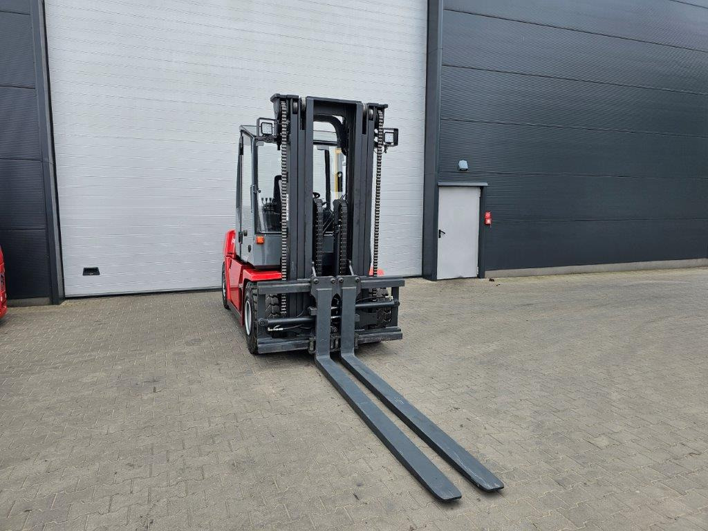 Kalmar DCE60-6 - TRIPLEX - Diesel forklift: picture 4 Kalmar DCE60-6 - TRIPLEX - Diesel forklift: picture 4