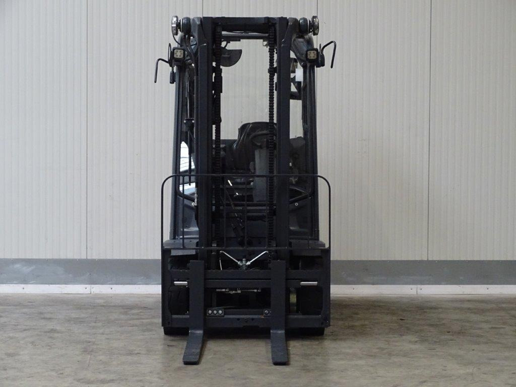 Linde H25D-01 - Diesel forklift: picture 4 Linde H25D-01 - Diesel forklift: picture 4