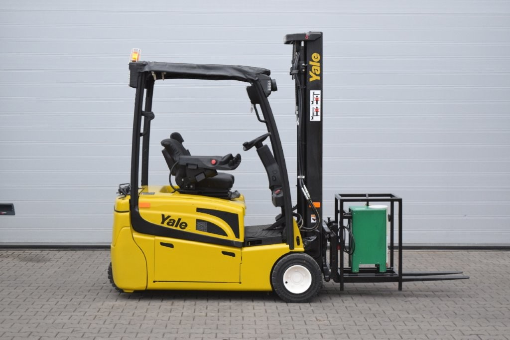 Yale ERP16VT - TRIPLEX - Electric forklift: picture 3 Yale ERP16VT - TRIPLEX - Electric forklift: picture 3