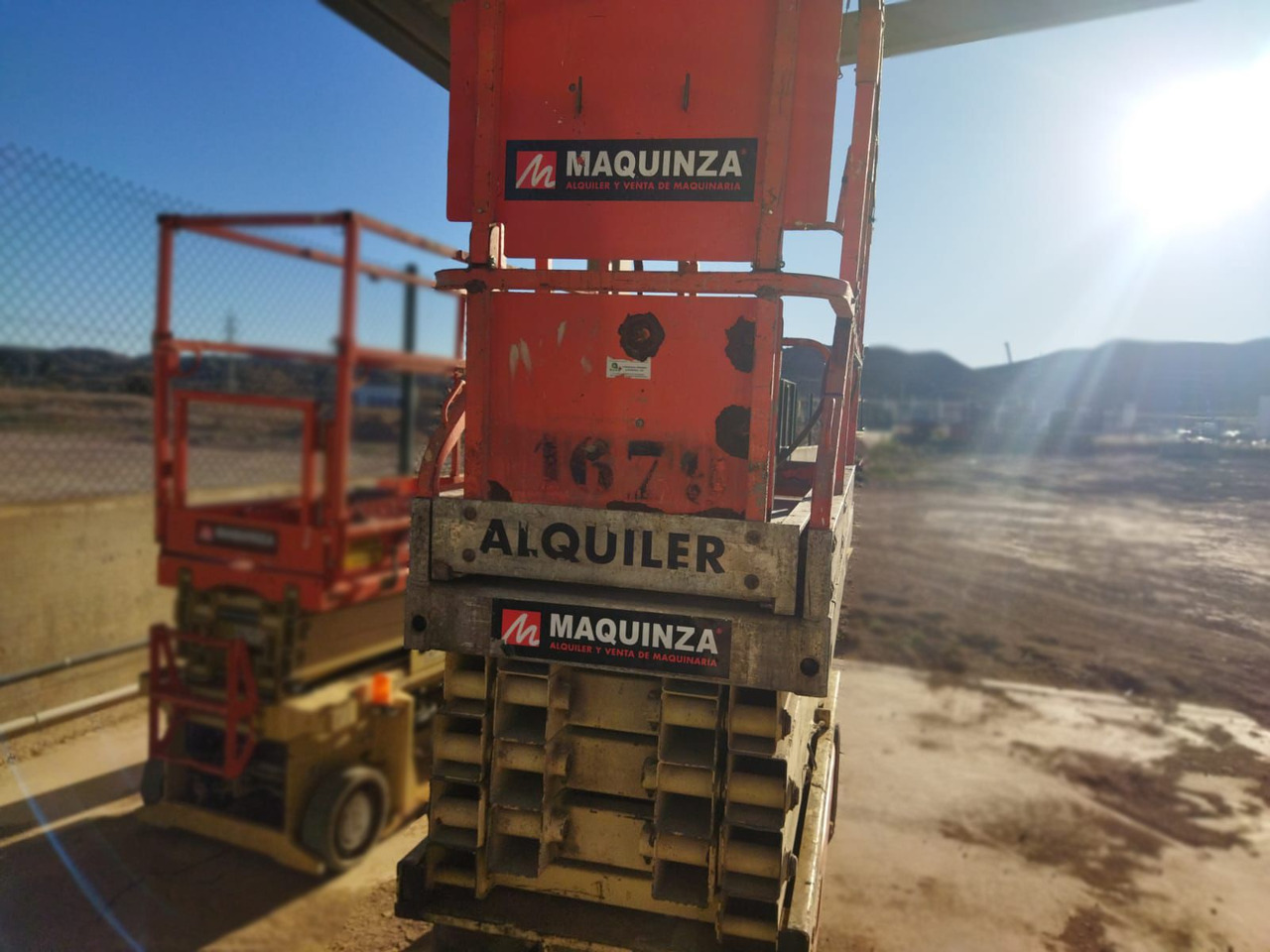 JLG 2630ES - Scissor lift: picture 3 JLG 2630ES - Scissor lift: picture 3