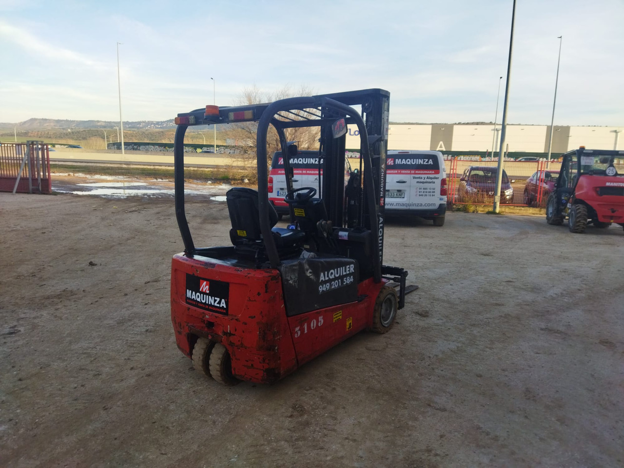 MANITOU ME320 - Electric forklift: picture 5 MANITOU ME320 - Electric forklift: picture 5