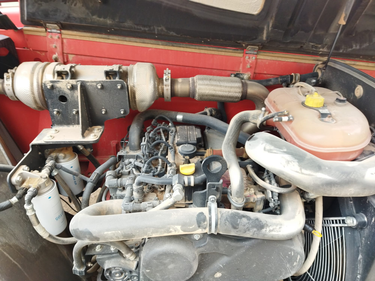 Telescopic handler MANITOU MT1335 EASY: picture 14