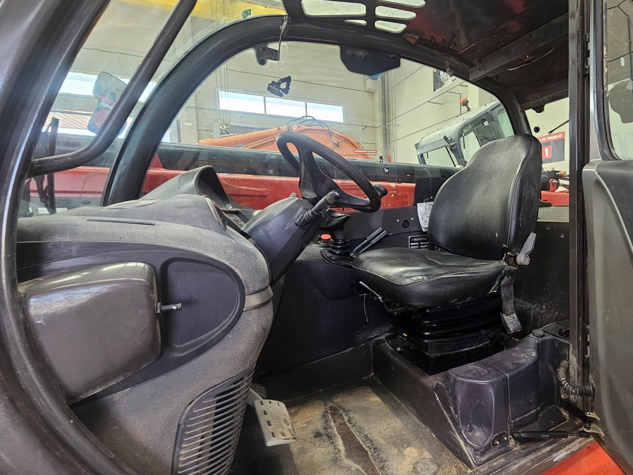 MANITOU MT1335 EASY - Telescopic handler: picture 4 MANITOU MT1335 EASY - Telescopic handler: picture 4