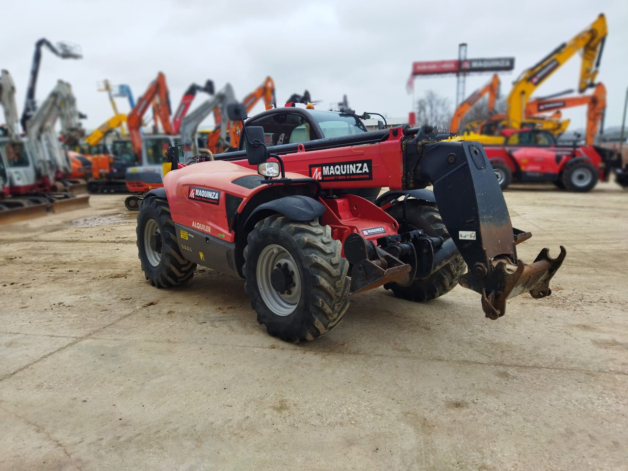 Telescopic handler MANITOU MT1335 EASY: picture 8