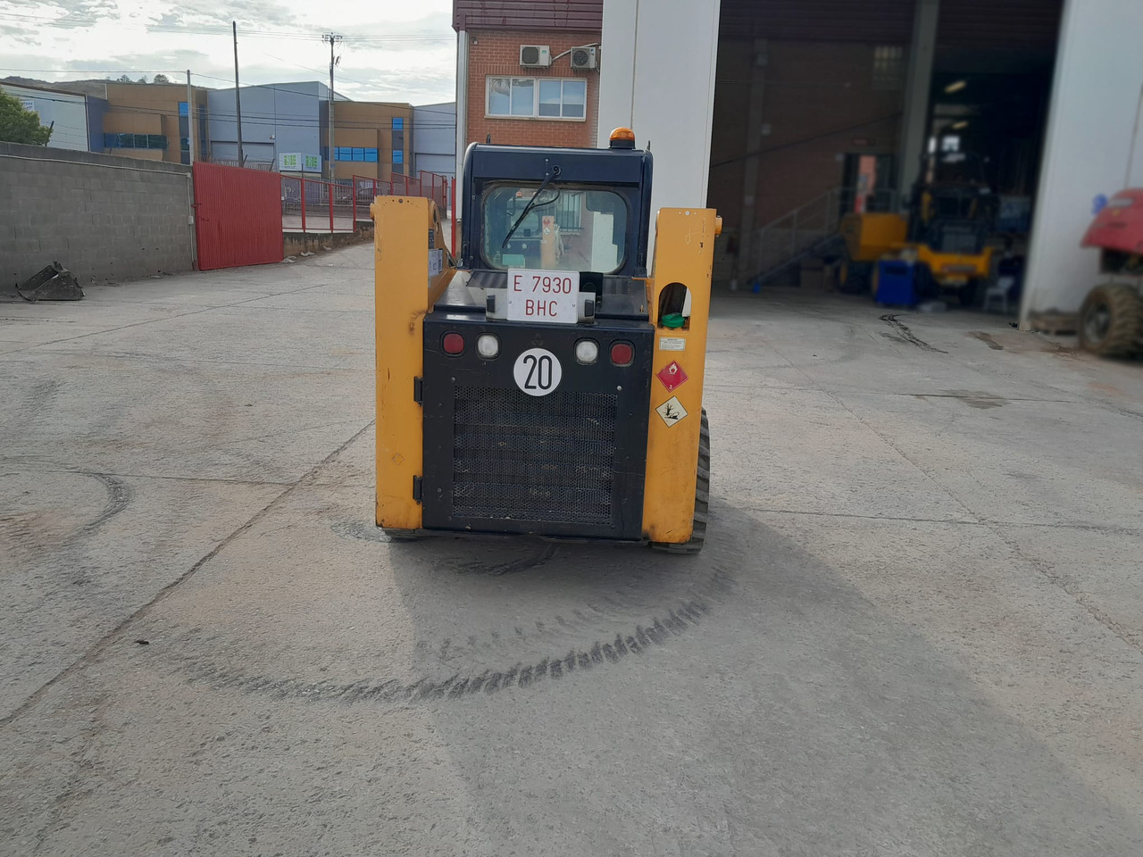 Skid steer loader MUSTANG 1650R: picture 8