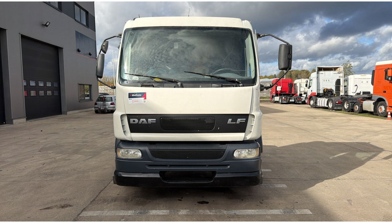 DAF LF 55.220 (MANUAL GEARBOX / BOITE MANUELLE) - Cab chassis truck: picture 2 DAF LF 55.220 (MANUAL GEARBOX / BOITE MANUELLE) - Cab chassis truck: picture 2
