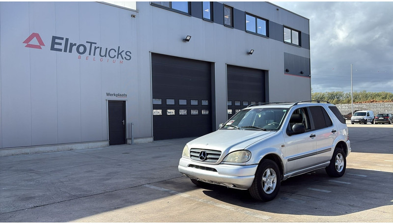 Mercedes-Benz M-Klasse ML 270 CDI - SUV: picture 1 Mercedes-Benz M-Klasse ML 270 CDI - SUV: picture 1