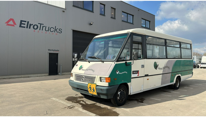 Mercedes-Benz Vario 614 (BELGIAN BUS / MANUAL PUMP / POMPE MANUELLE / BOITE MANUELLE / LAMES) - City bus: picture 1 Mercedes-Benz Vario 614 (BELGIAN BUS / MANUAL PUMP / POMPE MANUELLE / BOITE MANUELLE / LAMES) - City bus: picture 1