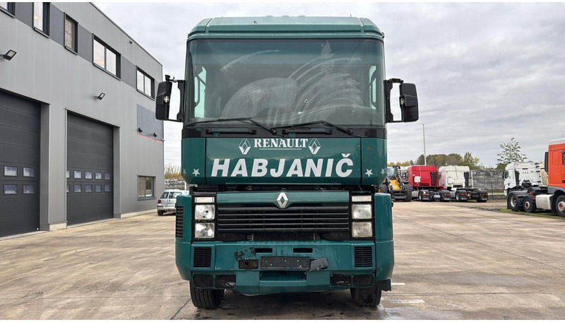Renault AE 440 Magnum E-tech (BOITE MANUELLE / MANUAL GEARBOX / 6X2) - Dropside/ Flatbed truck: picture 3 Renault AE 440 Magnum E-tech (BOITE MANUELLE / MANUAL GEARBOX / 6X2) - Dropside/ Flatbed truck: picture 3