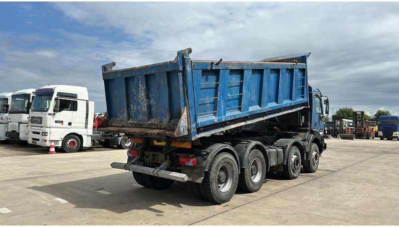 Renault KERAX 420 (BOITE MANUELLE / MANUAL GEARBOX / LAMES / GRAND PONT / GRAND BENNE) - Tipper: picture 4 Renault KERAX 420 (BOITE MANUELLE / MANUAL GEARBOX / LAMES / GRAND PONT / GRAND BENNE) - Tipper: picture 4