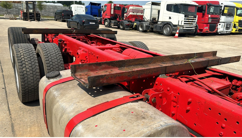 Cab chassis truck Scania 124 - 400 (MANUAL GEARBOX / MANUAL PUMP / 6X2): picture 13